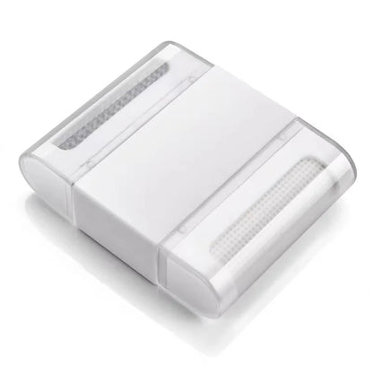 Effortlessly Remove Lint and Pet Hair with Our Portable Mini Lint Roller - Perfect for Sweaters, Coats, and Clothes!